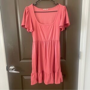 Rolla Coster Salmon Coral Mini Dress Size Medium Ruffle Tiered Short Sleeve